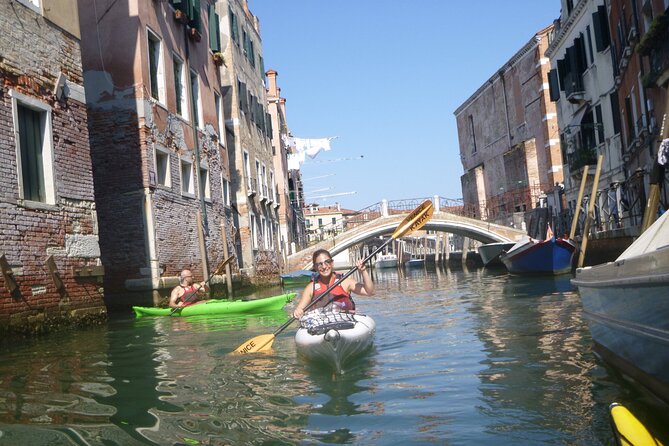 2 Hour Venice Canal Kayak Tour - Premium experience by day - Out to the Lagoon for Venice’s Wider View