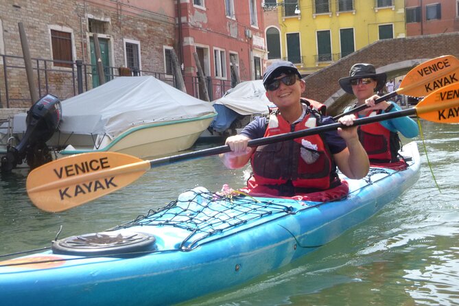 2 Hour Venice Canal Kayak Tour - Premium experience by day - Timing, Weather, and Practical Details