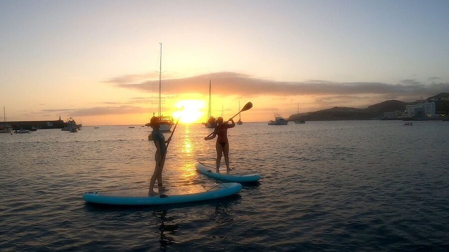 2h Sunset Paddle Board Session in Gran Canaria - Learning to stand without rushing