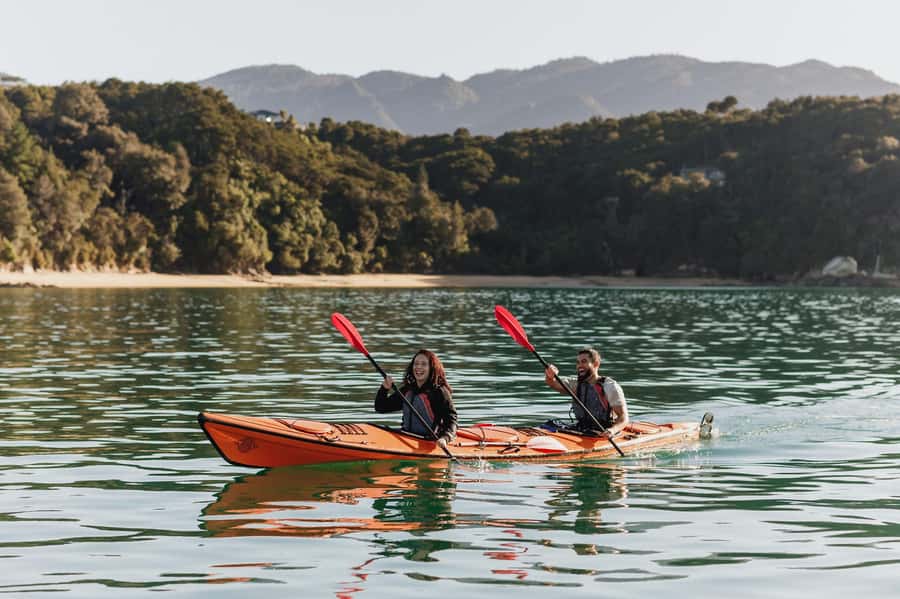 Abel Tasman National Park: Cruise, Kayak, & Hike Tour - The first view from Kaiteriteri