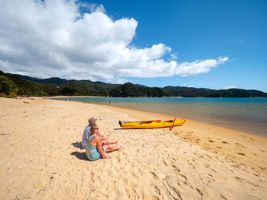 Abel Tasman National Park: Cruise, Kayak, & Hike Tour - Leaving Nelson for Kaiteriteri