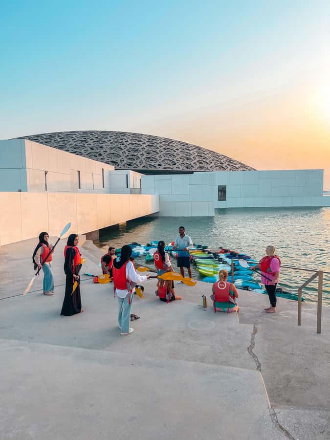 Abu Dhabi: Guided Kayak Tour around Louvre - Is $34 good value?