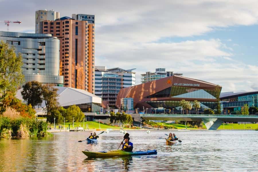 Adelaide: City Kayaking Experience - Flexible booking for an outdoor activity