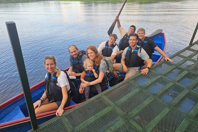 Adventure Canoe Tour in Tortuguero - Group size and guide communication
