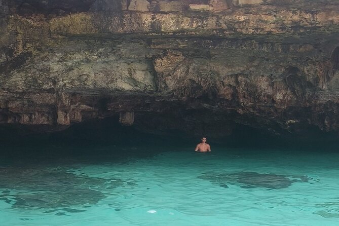 Adventure to the caves by canoe - Meeting at Patù and planning your afternoon