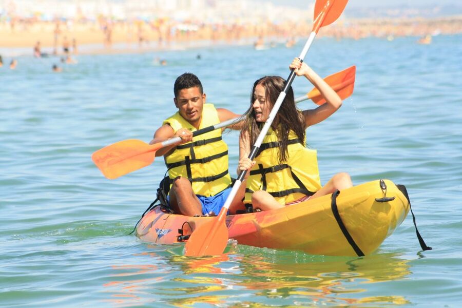 Albufeira: Kayak Rental - What the one-hour rental really includes
