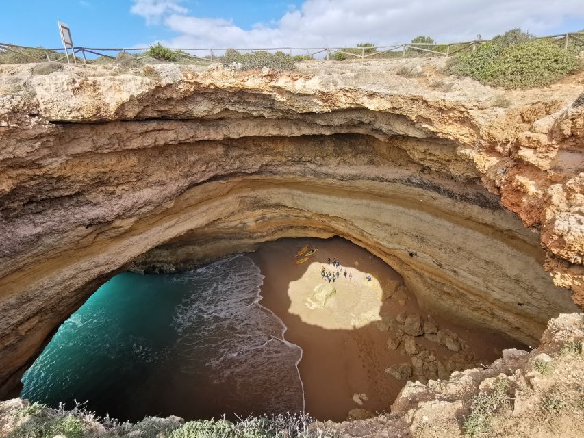 Algarve: Benagil Cave Sunrise Kayak Tour with Shower Use - Smaller caves and Gruta dos Algarinhos