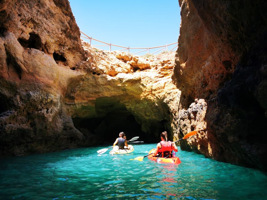 Algarve: Benagil Cave Sunrise Kayak Tour with Shower Use - Carvalho Beach and the return to Benagil