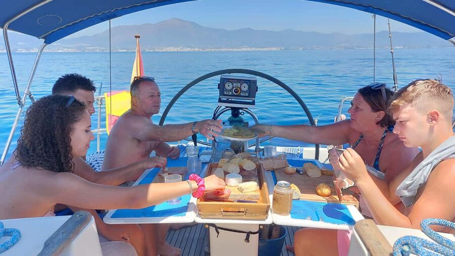 Always private 4 hour - Sail- dolphin Yacht Charter-paddle - Sailing Along the Costa del Sol