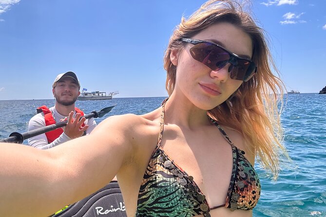 Amalfi Coast : Kayak-Snorkeling tour Pandora Cave & Hidden beach - The paddle back to Maiori