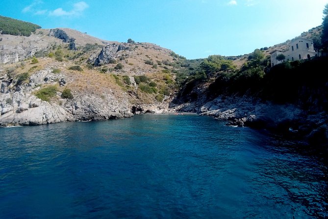 Amalfi Coast Kayak Tours from Marina del Cantone - Entering the protected Bay of Ieranto