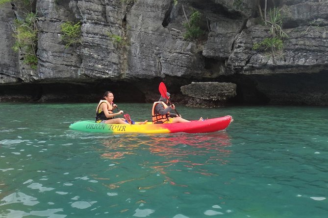 Angthong National Marine Park by Speed Boat from Koh Samui (Snorkeling&Kayaking) - The steep climb to Emerald Lake
