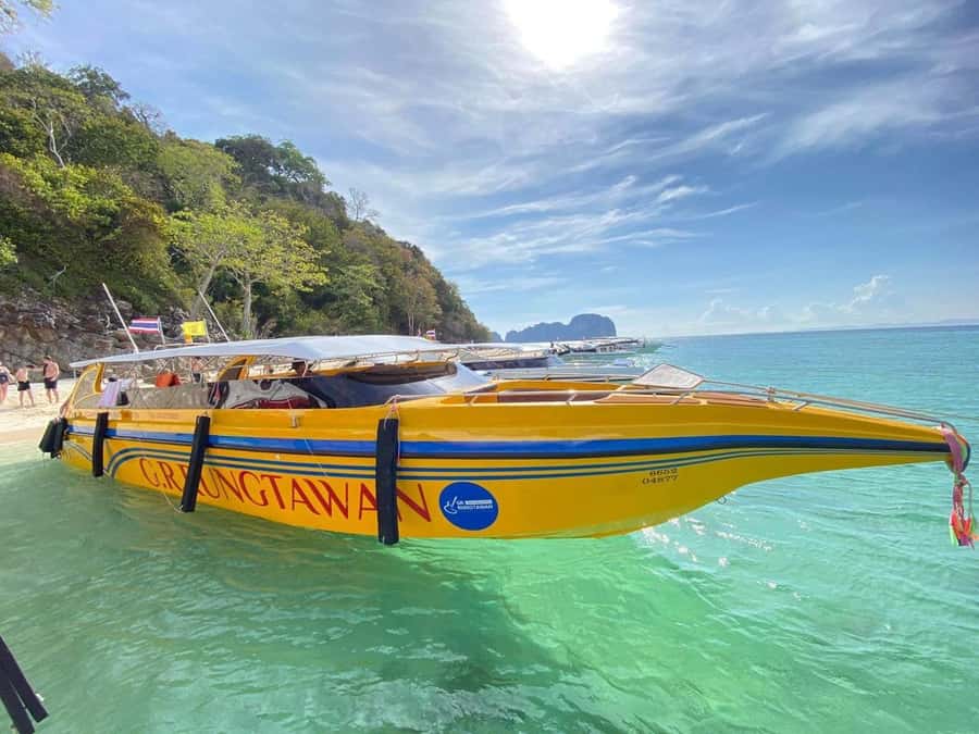 Ao Nang: James Bond & Hong Islands w/Canoeing by Speed Boat - Koh Panyee, a village built above the water