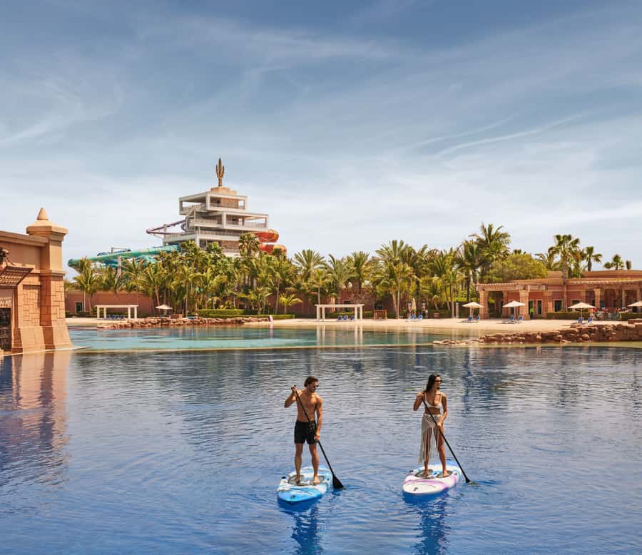 Aquaventure World: Dolphin Paddle and Waterpark Day Pass - What happens during the 10-minute arrival and briefing