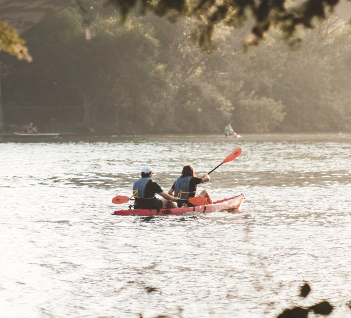 Austin: Single or Double Kayak Rental - From Waller Creek Boathouse to the open lake