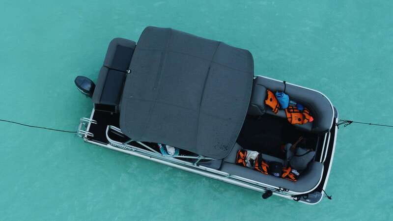 Bacalar: 3-hr Pontoon Boat Tour with Beach Club + Kayaks - What makes this Bacalar tour worth considering