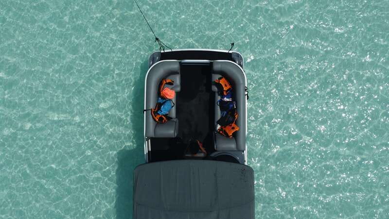 Bacalar: 3-hr Pontoon Boat Tour with Beach Club + Kayaks - A practical look at the $29 Bacalar boat tour