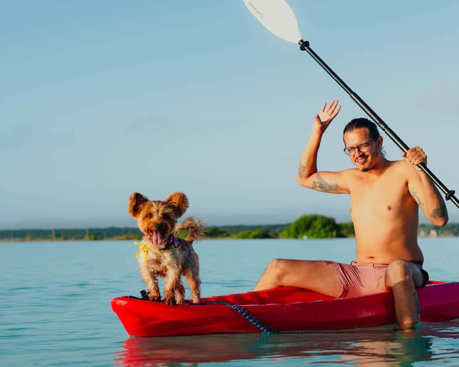 Bacalar at Sunrise: Kayak Adventure with Breakfast & Photos - A floating breakfast with fruit, toast, and coffee