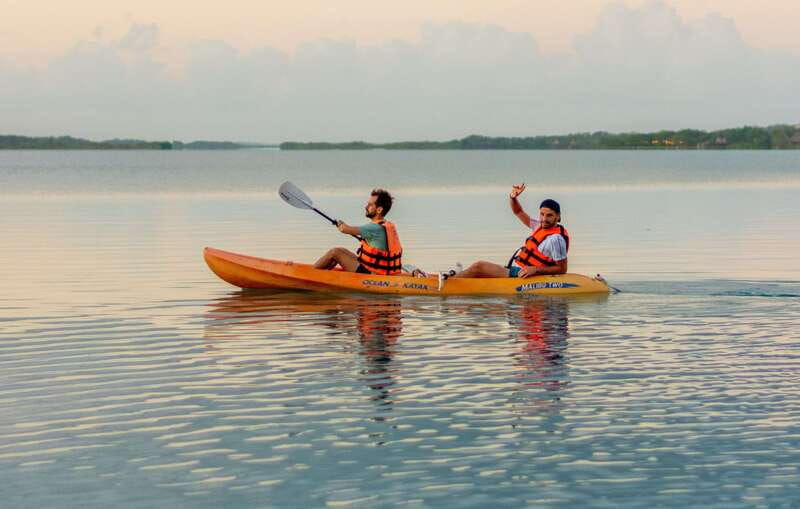 Bacalar: Full Day Kayak Rental in the Lagoon of Seven Colors - Equipment and launch conditions