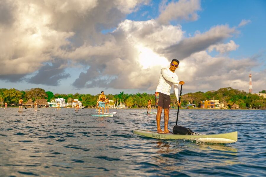 Bacalar: Sunrise Paddleboard Tour with Floating Picnic - Who should book this Bacalar morning?