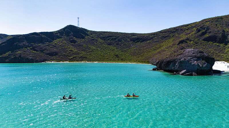 Balandra Adventure: Hike, Kayak, and Snorkel - The 2.5-hour walk to Tecolote