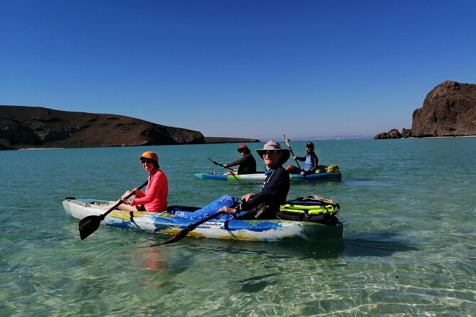 Balandra & Tecolote: hike, kayak and snorkel in paradise - Kayaking through Balandra’s quiet side