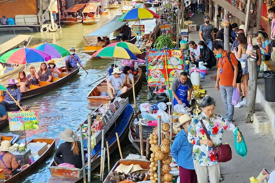 Bangkok: Damnoen Saduak Market & Kayaking Adventure - Why this Bangkok day trip feels different