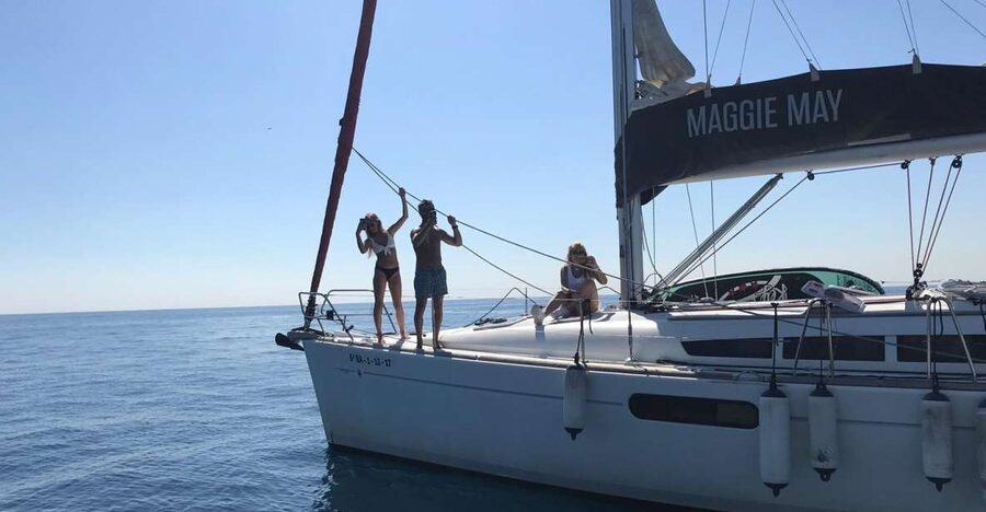 Barcelona: 2-Hour Sailboat Tour with Paddle Boarding - Why Barcelona Looks Better from a Sailboat