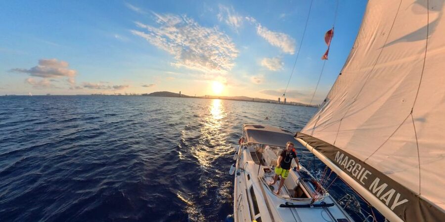 Barcelona: 2-Hour Sailboat Tour with Paddle Boarding - Cava, Snacks, and an Easygoing Break