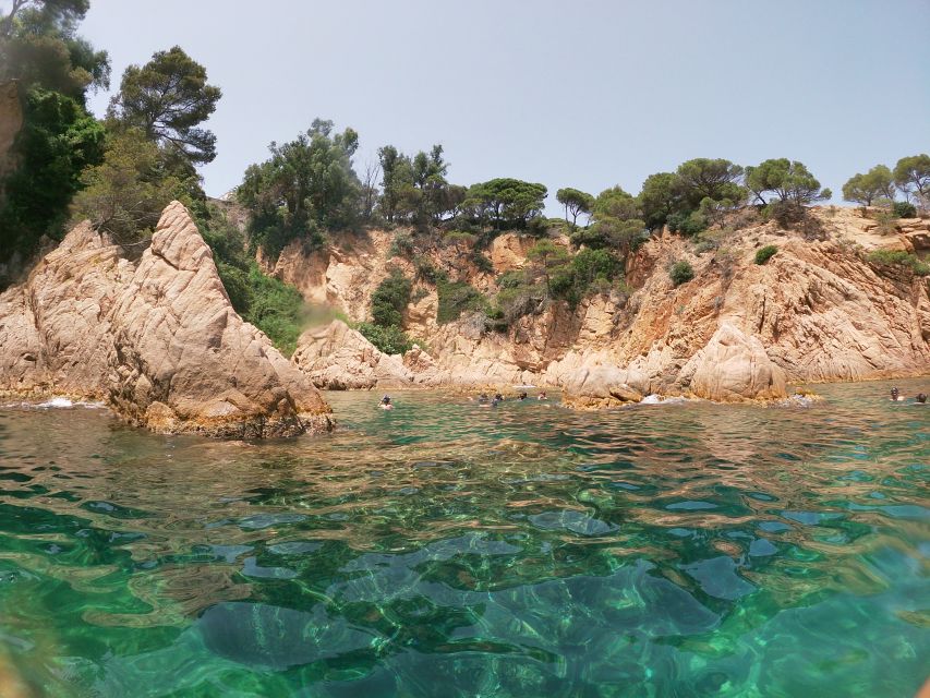 Barcelona: Costa Brava Kayaking & Snorkeling Tour with Lunch - Optional cliff jumping and coastal fun
