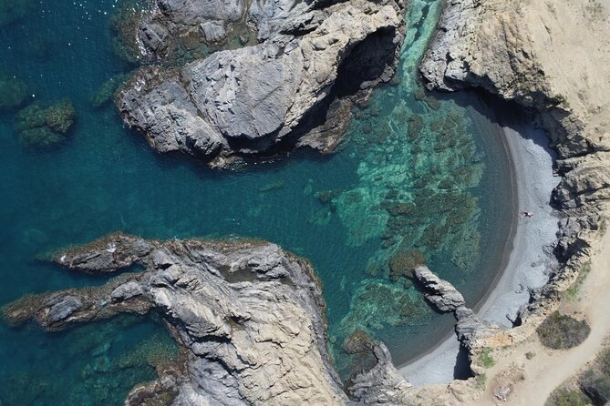 Barcelona Wild Experience: Kayak and Snorkel in Costa Brava - A simple local lunch outdoors