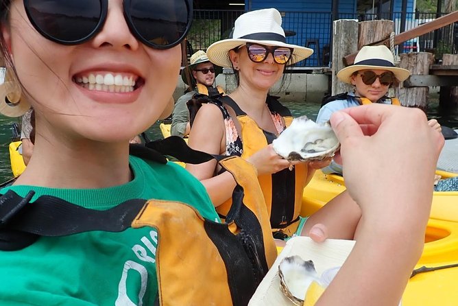Batemans Bay Oyster Tasting Kayak Tour - The Oyster Shed tasting and opening demonstration