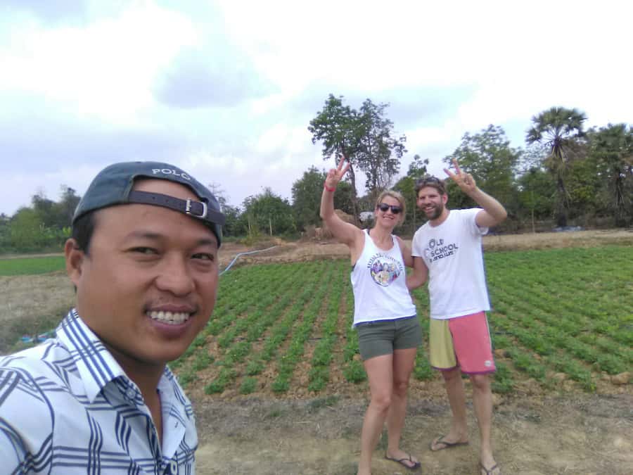 Battambang,Tuktuk and kayak, BambooTrain ,Wat Banan,Bat cave - Key points at a glance