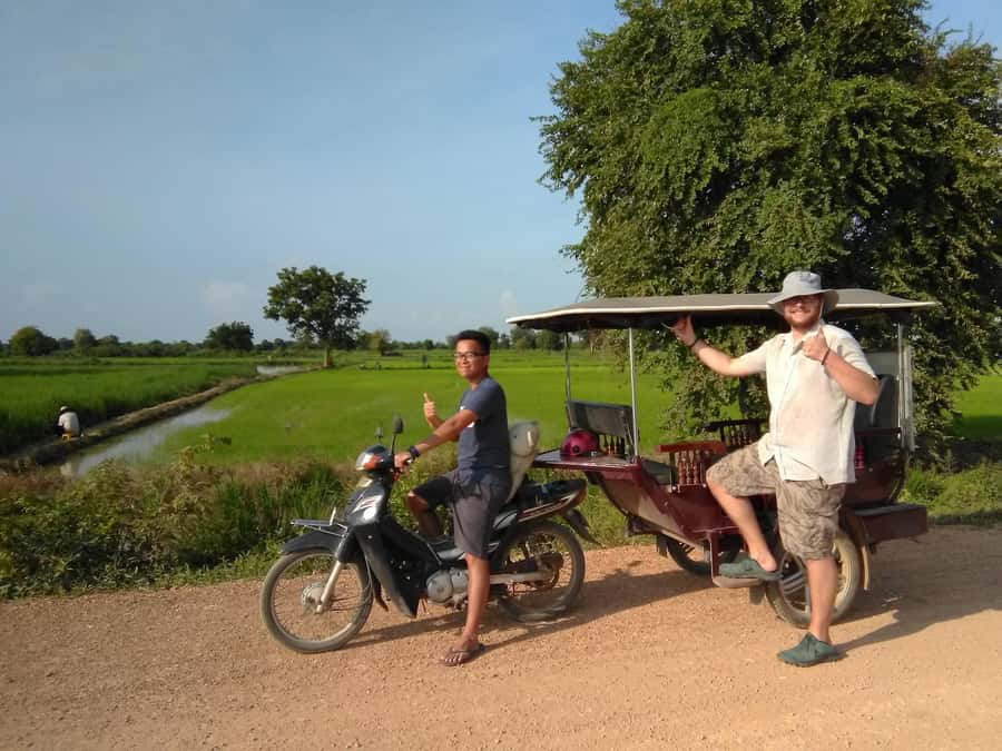 Battambang,Tuktuk and kayak, BambooTrain ,Wat Banan,Bat cave - A full day outside Battambang
