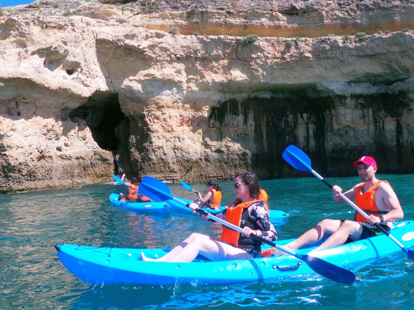 Benagil Beach: Benagil Cave highlights Kayaking (FREE FOTOS) - What the safety briefing covers