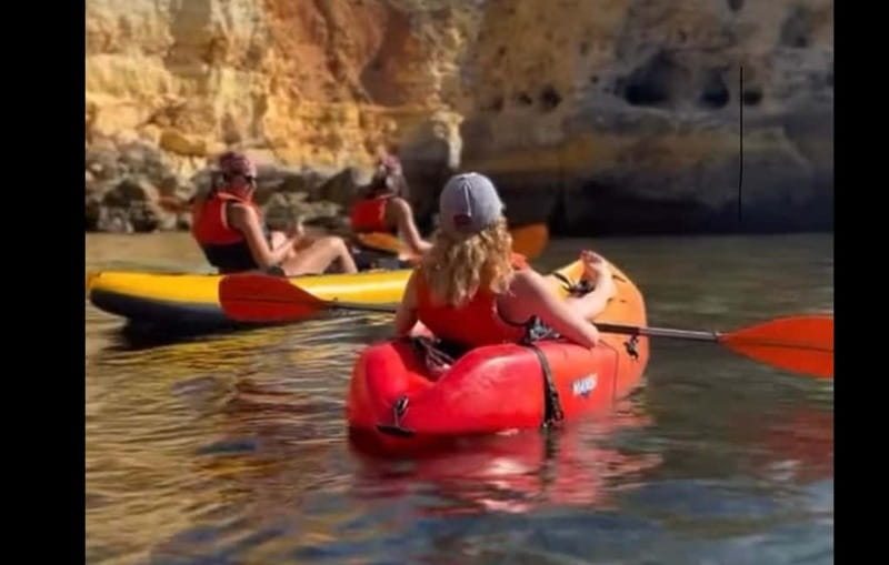 Benagil: Guided Kayak Tour inside caves and Praia da Marinha - Benagil Beach: safety first, then paddling