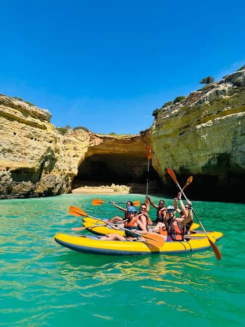 Benagil: Guided Kayak Tour inside caves and Praia da Marinha - Guides, languages, and group experience