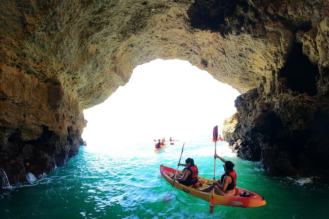 Benagil Kayak - Entering Algar de Benagil