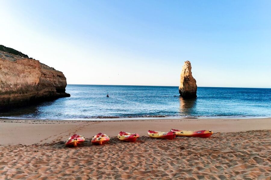 Benagil: Kayaking Tour to the Benagil Cave (Free Shower) - Key things to know before you book
