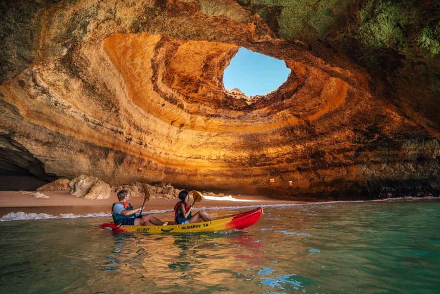 Benagil: Kayaking Tour to the Benagil Cave (Free Shower) - The two-hour route along the Algarve cliffs