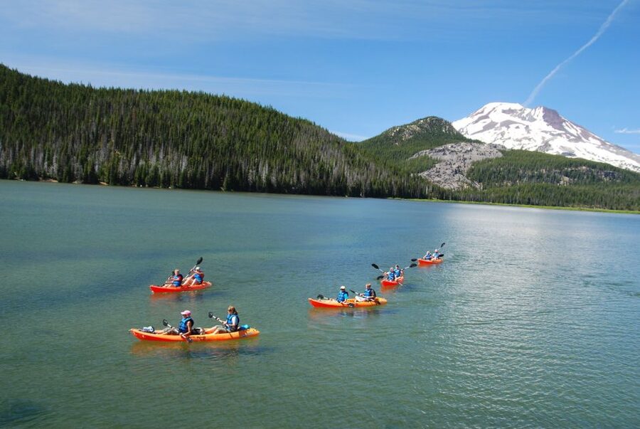 Bend: Guided Kayak Tour on the Cascade Lakes - From Bend to the Cascade Lakes