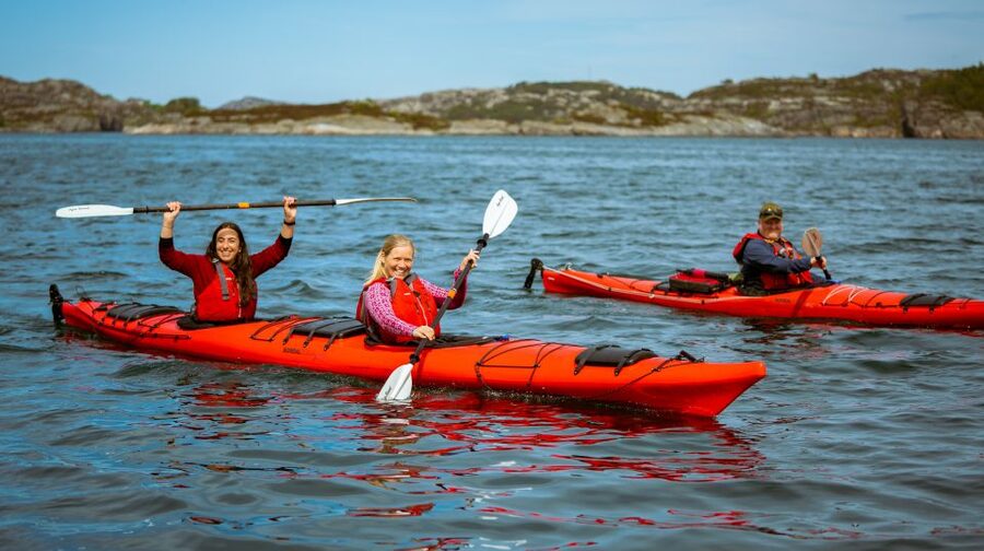Bergen: Øygarden Islets Guided Kayaking Tour - Three hours among small islands