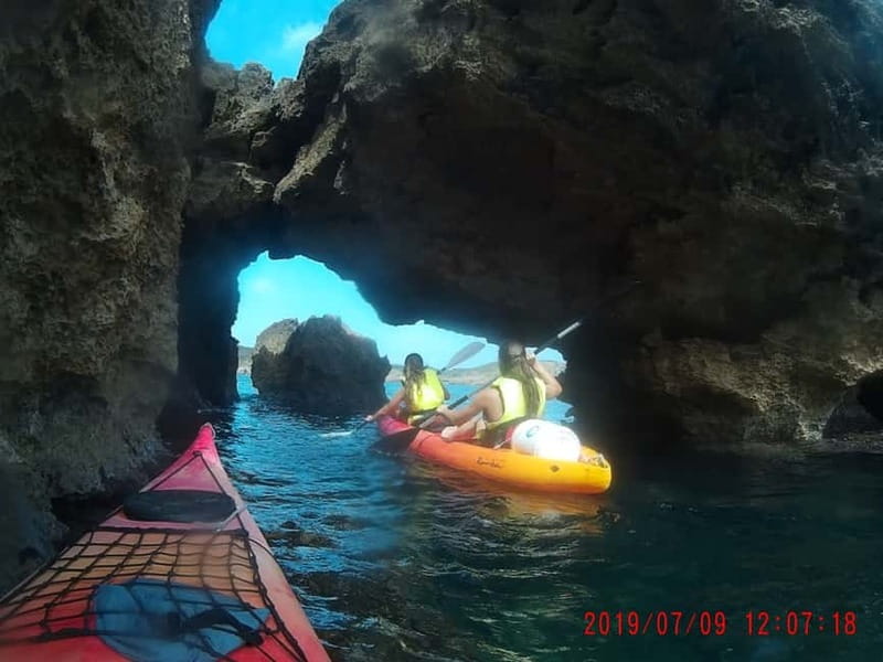 Binibèquer: Kayaking, Caves and Snorkeling Adventure - Entering sa Cova d’es Pont