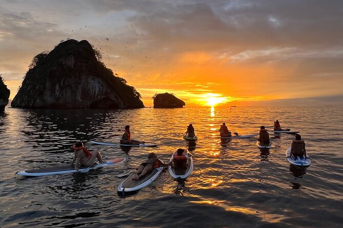 Bioluminescence by kayak or SUP to Los Arcos Puerto Vallarta - The Mismaloya welcome after the paddle