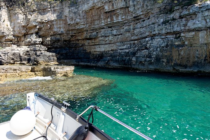 BOAT & KAYAK! Sea Adventure - Snorkeling & Cliff Jumps - The Muzil cave and its military past