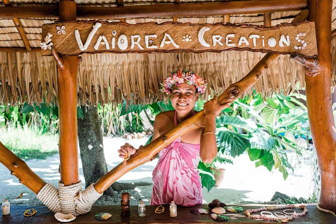 Bora Bora Snorkel Cruise by Polynesian Outrigger Canoe with BBQ Island Lunch - Timing, comfort, and practical details