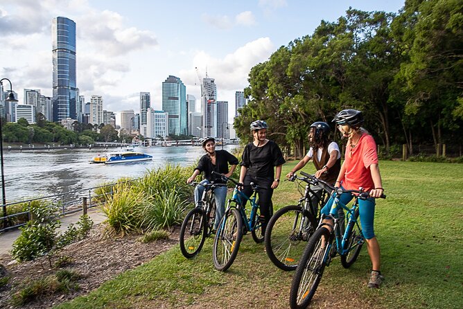 Brisbane Kayak, Bike - Crossing the Goodwill Bridge
