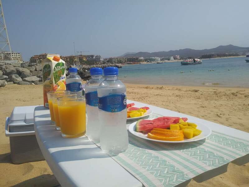 Cabo san Lucas: Paddle Boarding or Kayak and Snorkeling - Guide quality and the feel of the experience