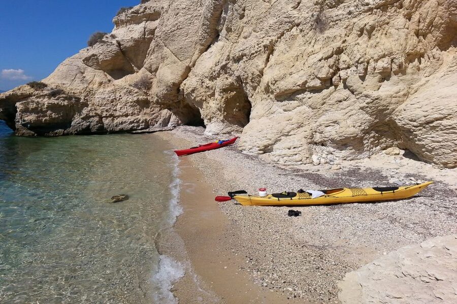 Cagliari: Exclusive small group Kayak tour at Devil"s Saddle - What the guide adds, and where the format has limits