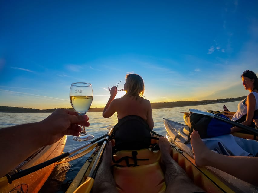 Cape Kamenjak: Sunset Kayak/SUP Wine Tour - What to pack for a comfortable evening